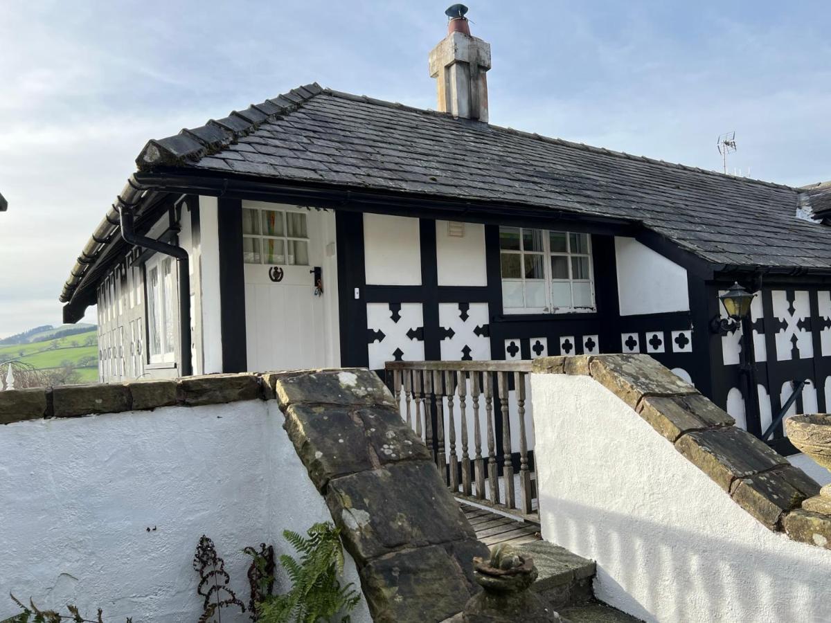 Pentre Cerrig Country House Llanferres Eksteriør billede